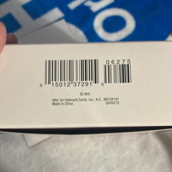 NWT 1997 Hallmark Keepsake Wayne Gretzky ornament - Picture 8 of 8